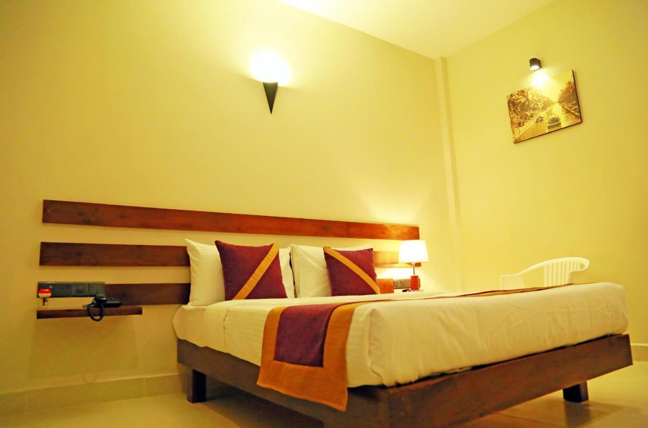 Hive 68 - Hotel And Resorts Negombo Eksteriør bilde