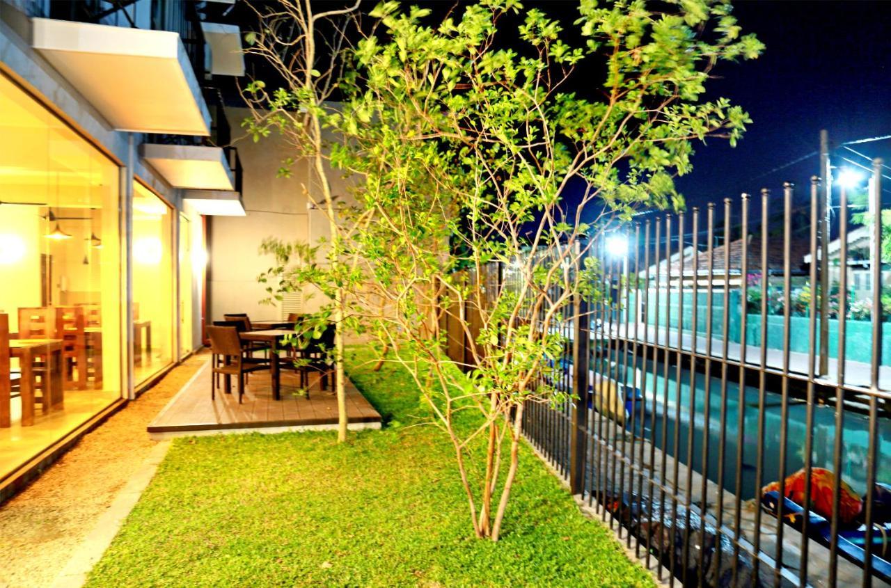 Hive 68 - Hotel And Resorts Negombo Eksteriør bilde