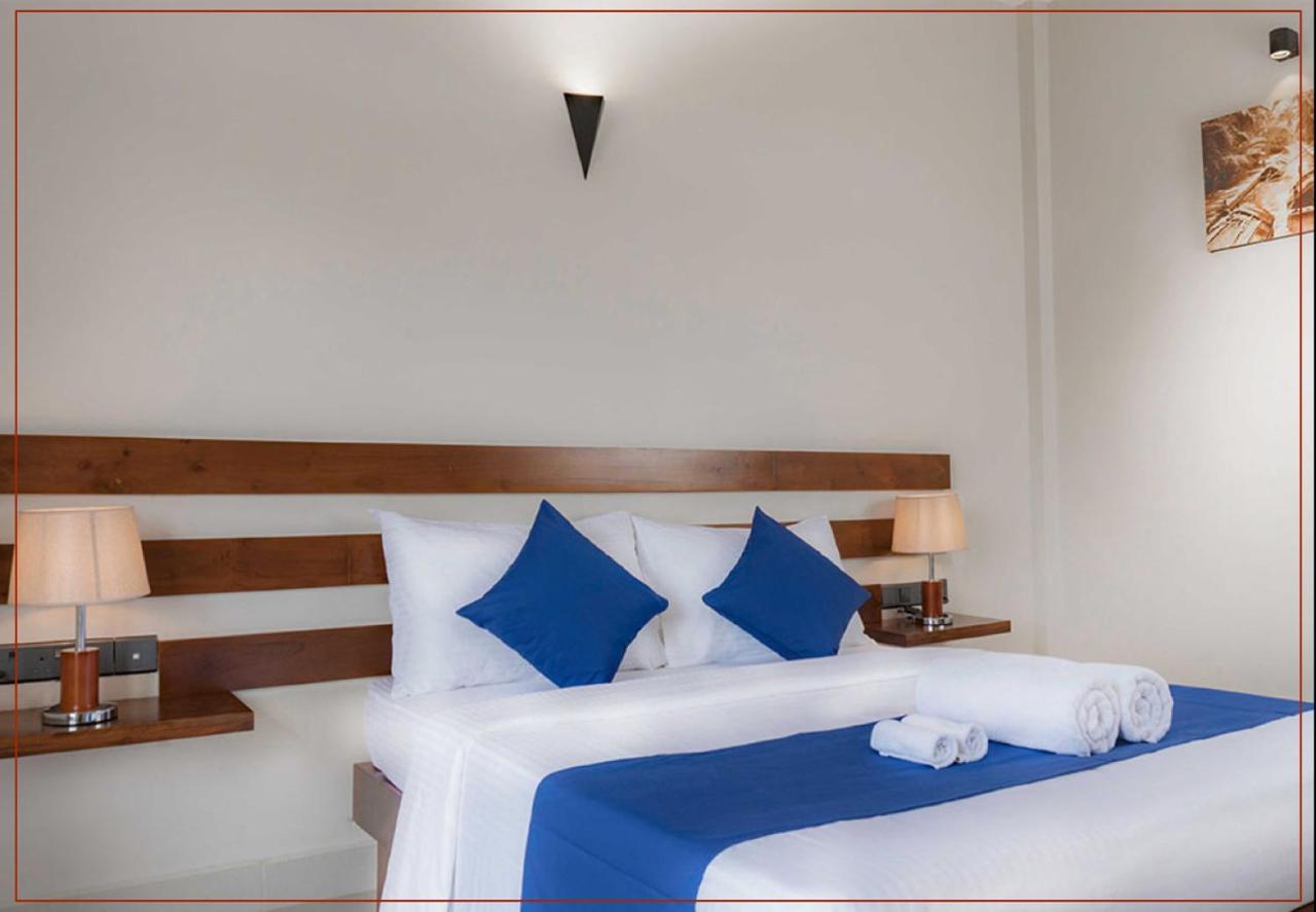 Hive 68 - Hotel And Resorts Negombo Eksteriør bilde